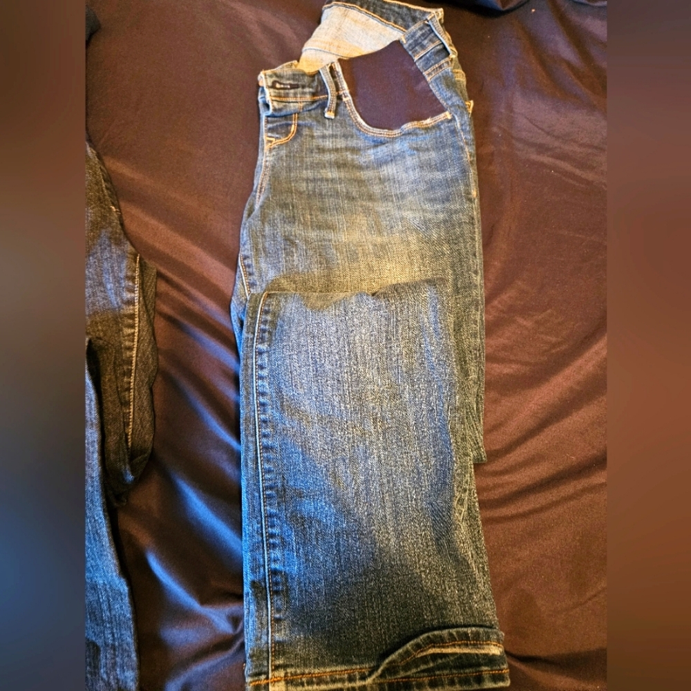 Old navy maternity pants